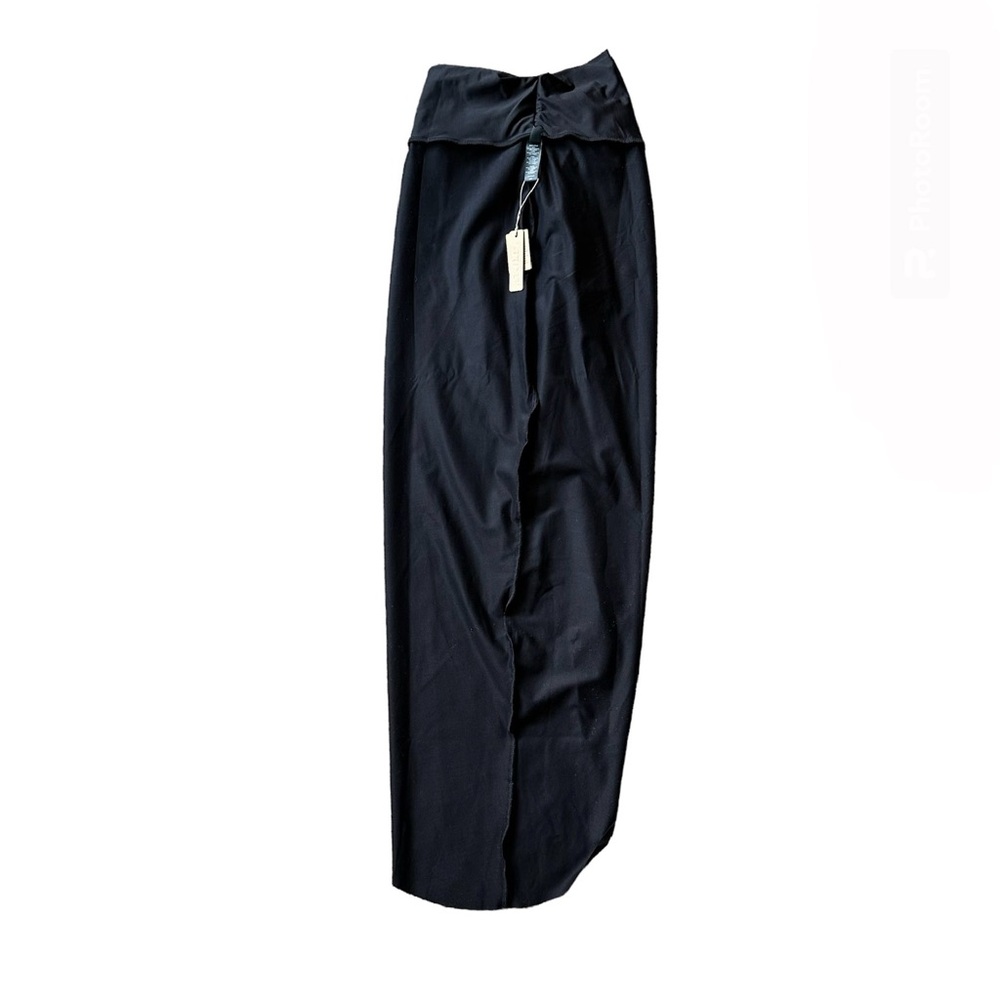 SKIMS Black Twist Front Swim Sarong - Picture 9 of 13